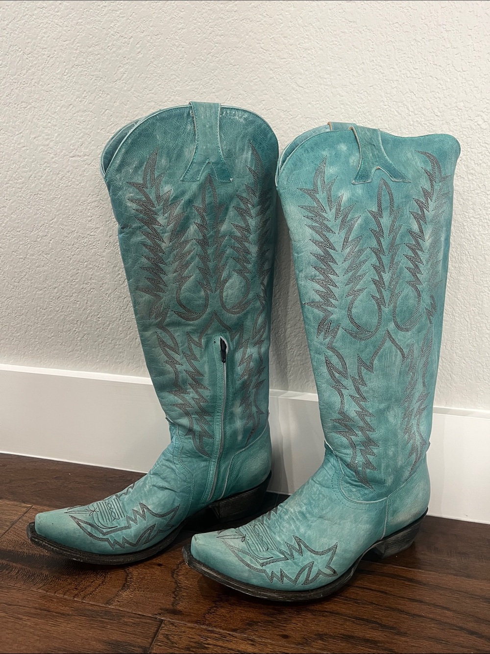 Old Gringo Turquoise Leather Cowboy Boots
